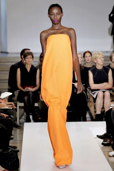 Look 32